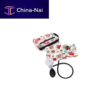 Cuff-mounted sphygmomanometer 001442handadult