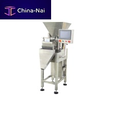 Linear weighing machine GM503A3for the food industrywith gravity feedautomatic
