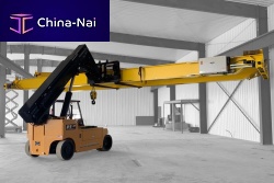Compact telehandler PT40