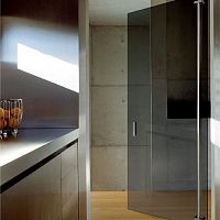 Interior door POST MOUNTglassanodized aluminumswing