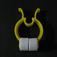 Single-use nose clip 012201
