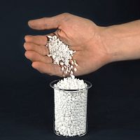 Runway de-icing product UNISALT SF®granular