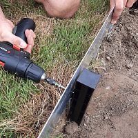 Plastic anchoring system for exterior fittingsexterior
