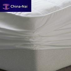 Double mattress protector 500195single