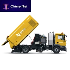 Airport runway sweeper TORNECH seriesride-onelectric