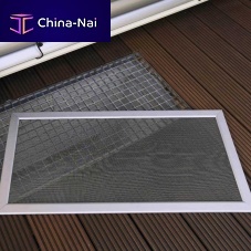 Self-supporting insect screen LIGHT WELL COVERgarden