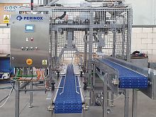 Cheese demoulder line automatic