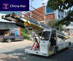 Self-propelled baggage belt loader SC-3775for airport