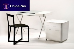 Contemporary chair H.E.A.Dindoorashhome