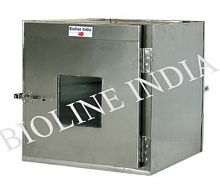 Decontamination pass box