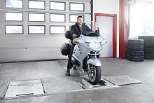 Motorcycle brake tester roller