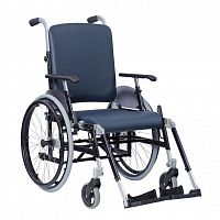 Manual wheelchair Roxx outdoorindoorwith legrest