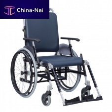 Manual wheelchair Roxx outdoorindoorwith legrest