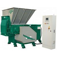 Primary shredder TRITU 800single-shaftfor PET bottlesfor pipe