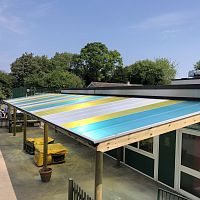 Entrance canopy MONOPITCHfor commercial buildingswooden frameinclined