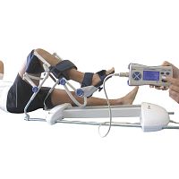 Knee continuous passive motion device hip