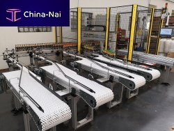 Pick-and-place robotic cell for bottlesgripping