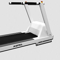 Treadmill with handrails with incline