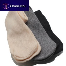 Aircraft cabin socks