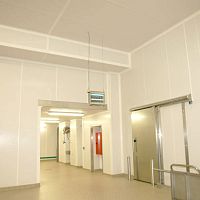 Insulating sandwich panel HYGIWALL