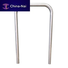 Protective barrier fixedfor airport