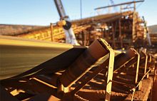 Polyester conveyor belt polyamiderubbercement