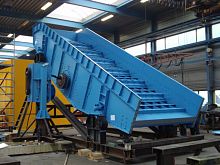 Dry screening screener for recyclingsortinglinear vibrating