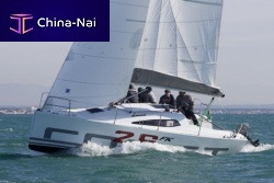 Cruising-racing sailboat COMET 26 Slifting keel