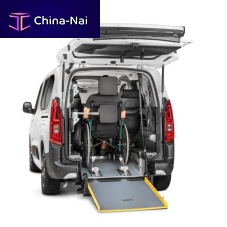 Minivan wheelchair accessible vehicle Citren Berlingo / Peugeot Rifter / Opel Combo L1rear-entry