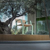 Contemporary garden chair KAISEKIoutdoorwoodensteel base