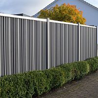 Fence with panels AUGUSTAgardenin WPCstraight