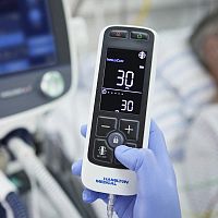Endotracheal tube pressure controller IntelliCuff®