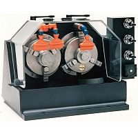 Horizontal clamping device