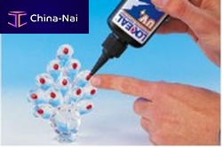 Polyurethane adhesive for metalsingle-componentUV-polymerized