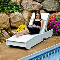 Contemporary sun lounger THE 405high-density polyethylene (HDPE)gardenpool