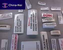 Aircraft cabin placard information