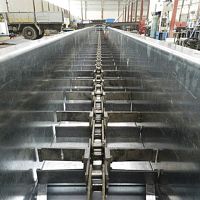 Scraper conveyor chaintransportsolids