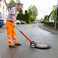 Manual manhole cover lifter 21000001
