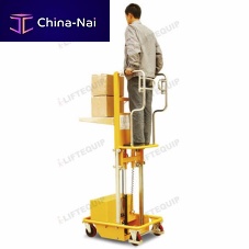 Electric order-picker WF200low-levelcounterbalanced