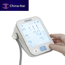 Automatic digital blood pressure monitor FS39armoscillometrichand-resting