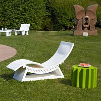 Contemporary sun lounger TIC TACpolyethylenefor public buildingwhite