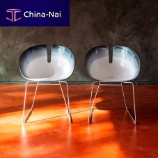 Contemporary chair Fjord Hindoortechnopolymersteel base
