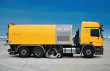 Airport runway cleaning machine ARC 1000®truck-mountedfor surface cleaningfor rubber removal