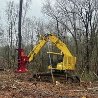 Tracked forestry feller-buncher XT430-5