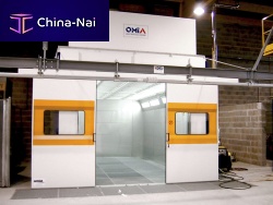 Spray washing tunnel overhead conveyorsurface treatment