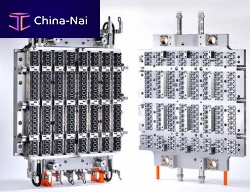 Multi-cavity plastic injection mold for PET bottleslarge seriesfor the packaging industry