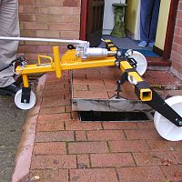 Hydraulic manhole cover lifter SDH-H seriesfor heavy loadswheeled