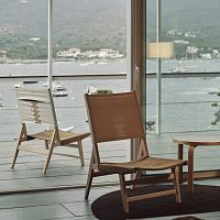 Contemporary armchair Barcelonetaleatherbeechhigh-back