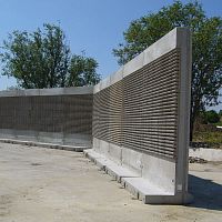 Self-supporting noise barrier FREESTANDING SYSTEMprefabreinforced concrete