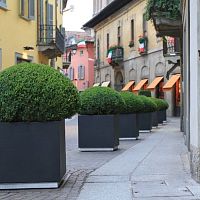 Stainless steel planter QUADRAsquarecubehigh-resistance